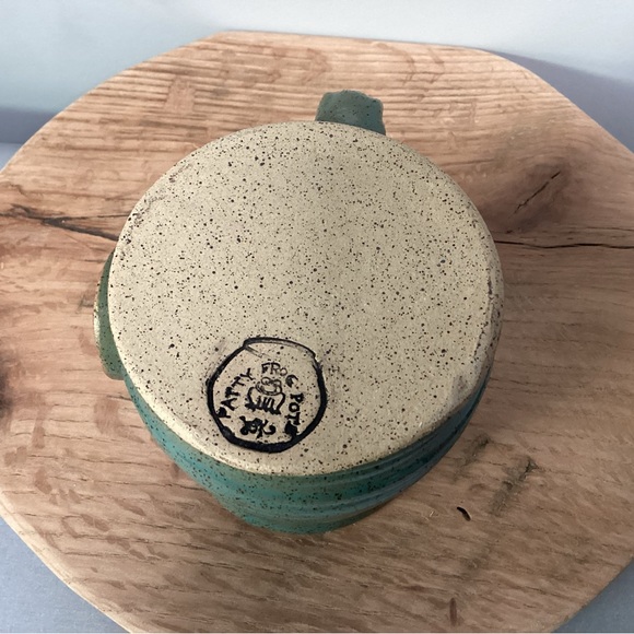 Fatty Frog Pots - Ceramic Crafted Coffee - Tea - Hot Coco Mug / Cup - Excellent - Picture 7 of 11